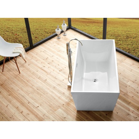 67" WHITE ACRYLIC TUB - NO FAUCET