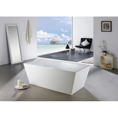 Kube Squadra 67" Free Standing Bathtub